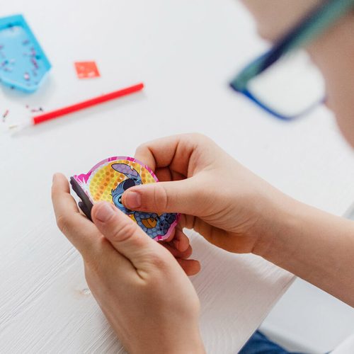 Stitch gyémántfestés szett 6 db formával, mágnesek és kulcstartó